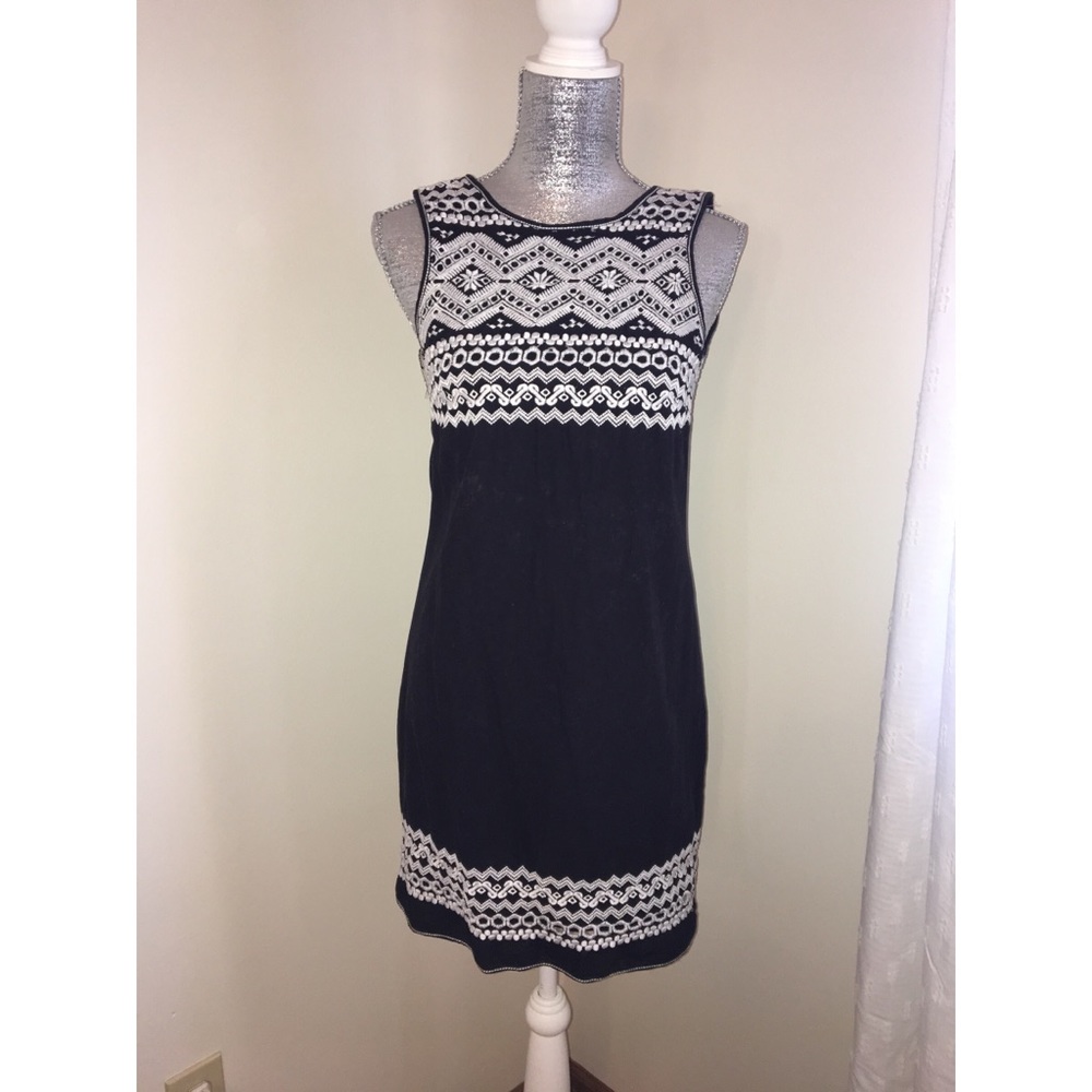 • Max Studio • sleeveless dress
